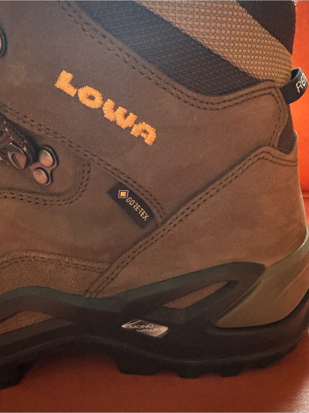 LOWA Renegade Men's Brown Gore Tex Waterproof Hiking Boots - Picture 2 of 8